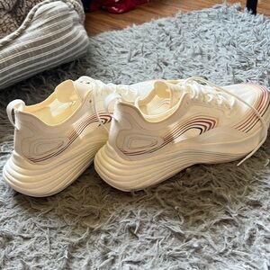 APL Running Sneakers